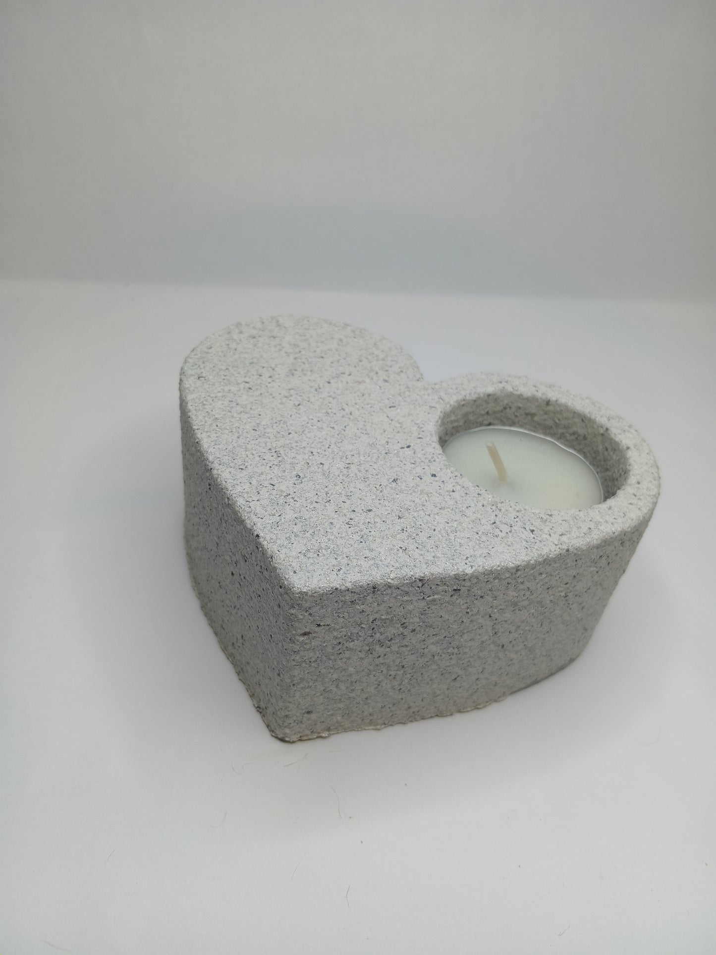 Heart-shaped Tealight Candle Holder